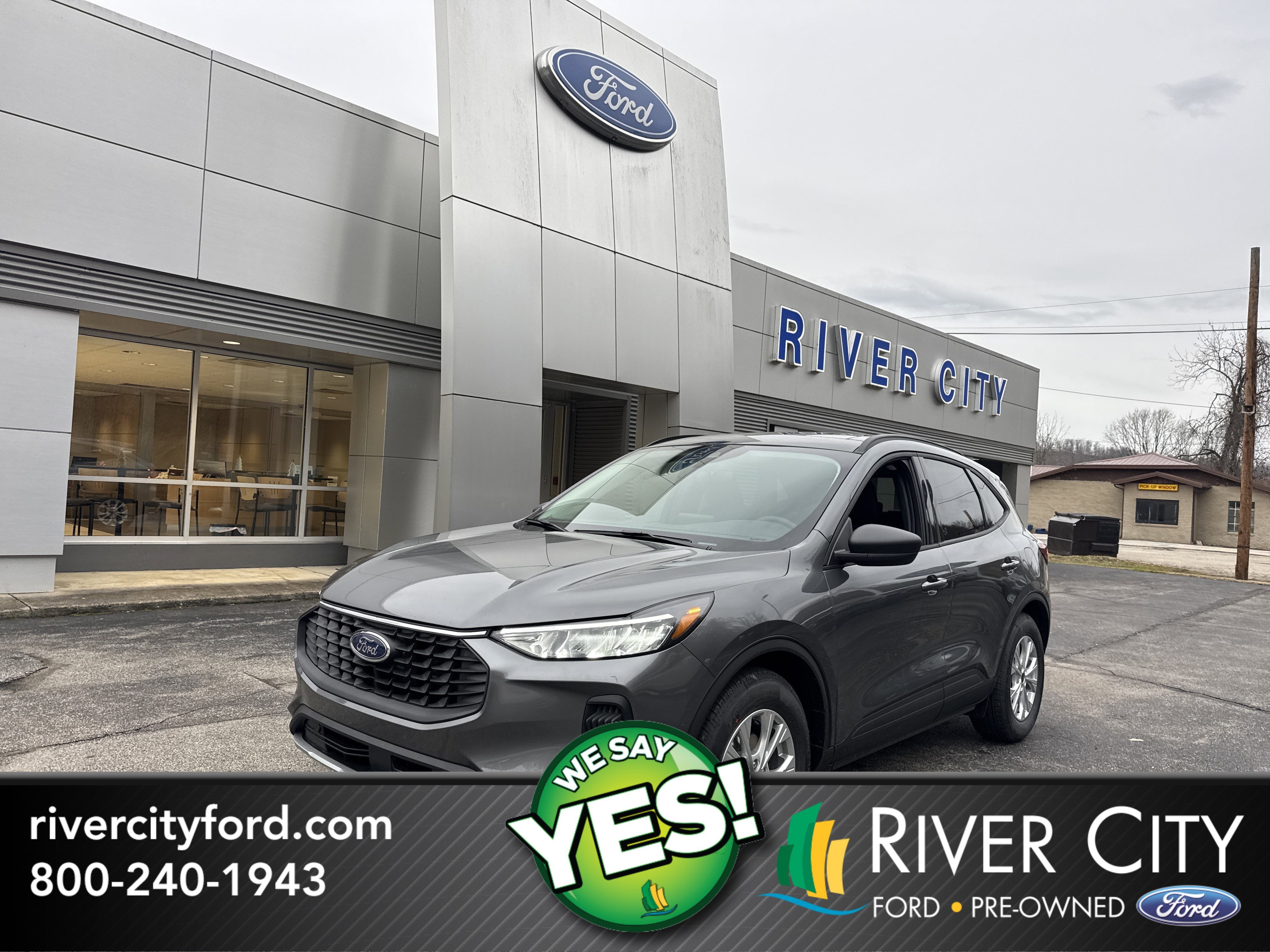 2026 Ford Escape Active in Carbonized Gray Metallic — front three-quarter view