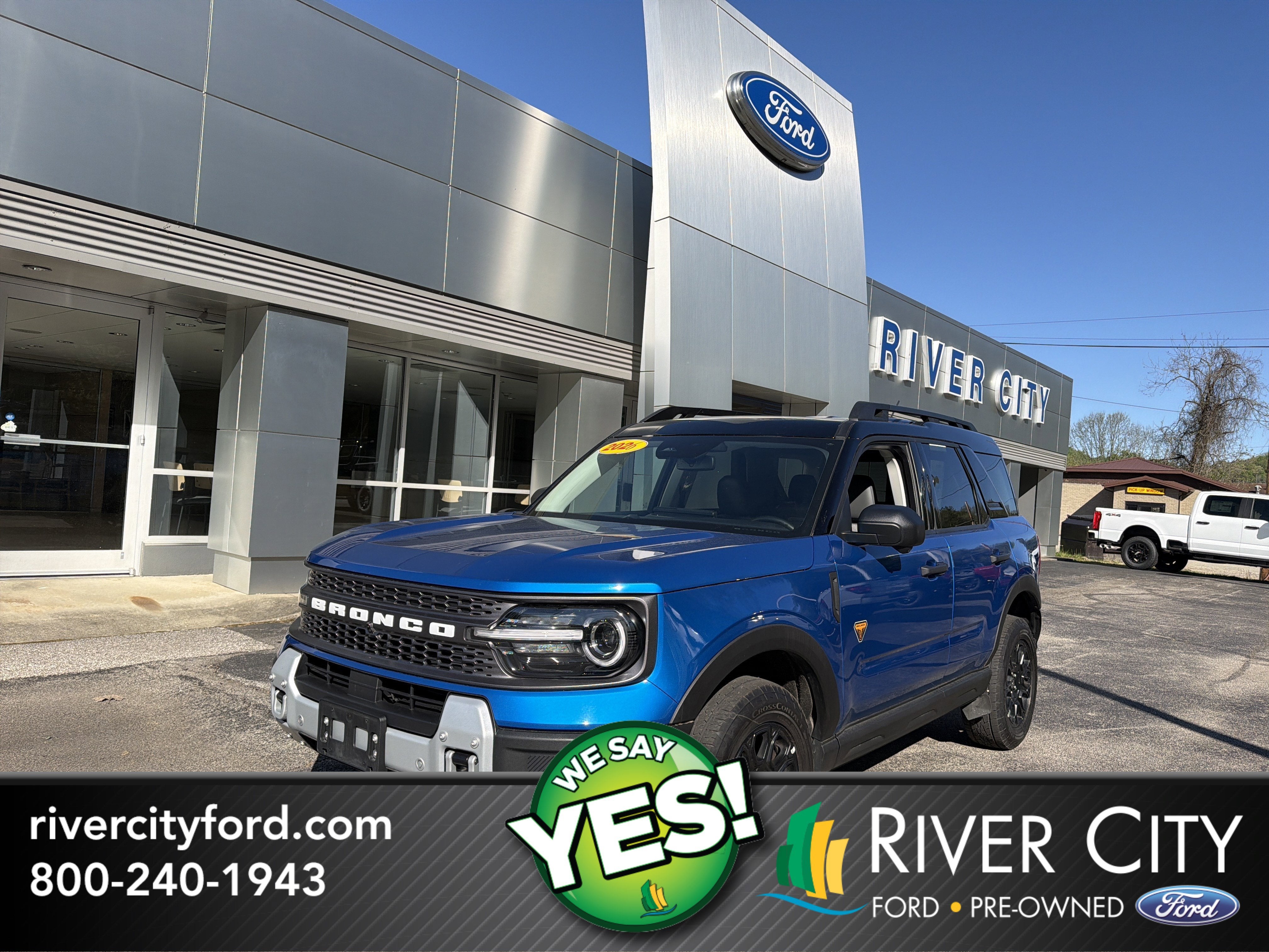 2025 Ford Bronco Sport Badlands in Blue — front three-quarter view